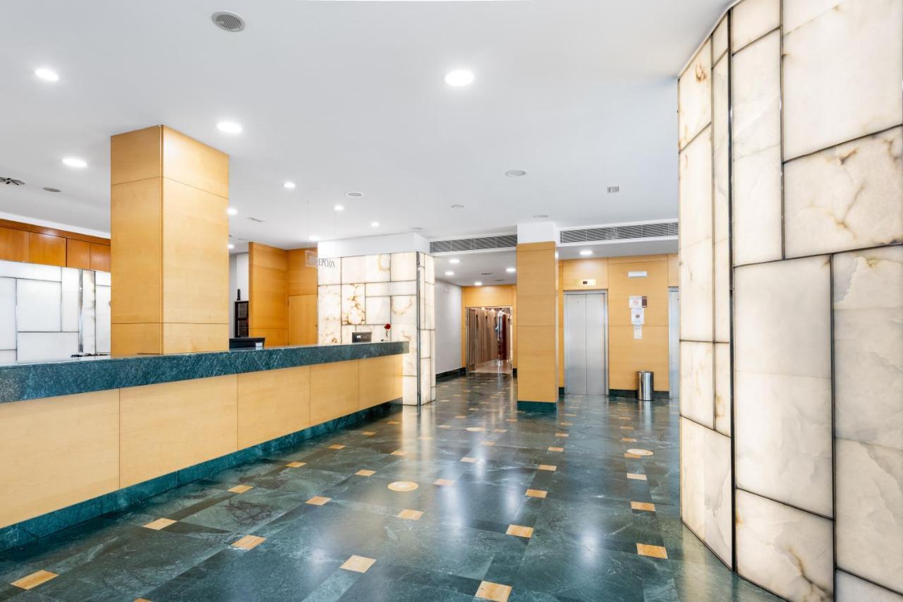 Oroel Hotel & Spa Jaca Exterior photo